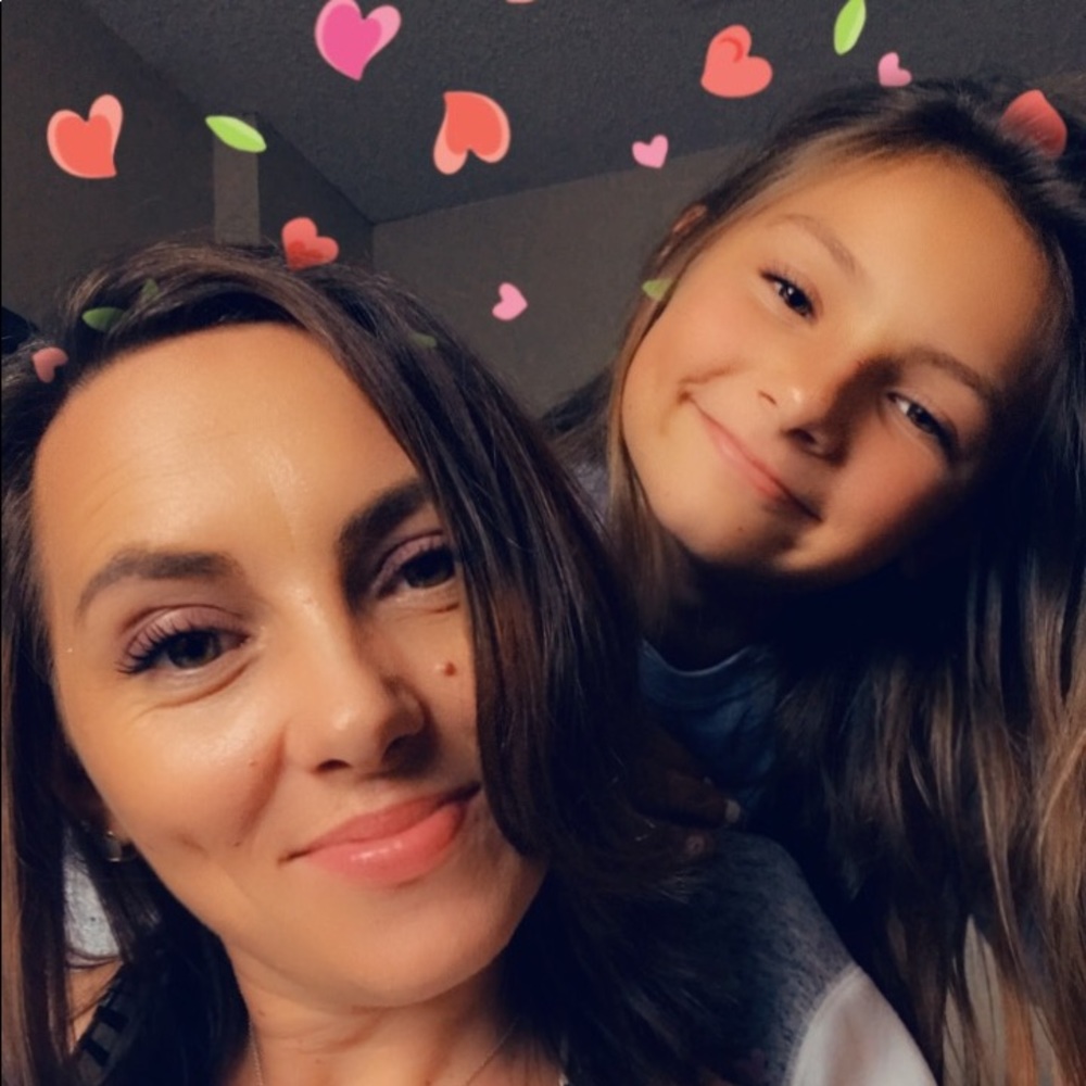 Meet your Posher, Besa